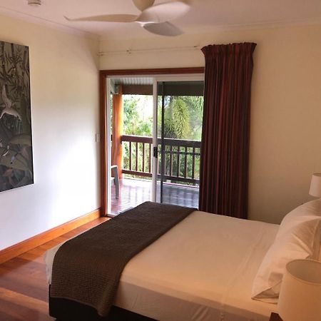 Daintree Manor B&B Екстериор снимка