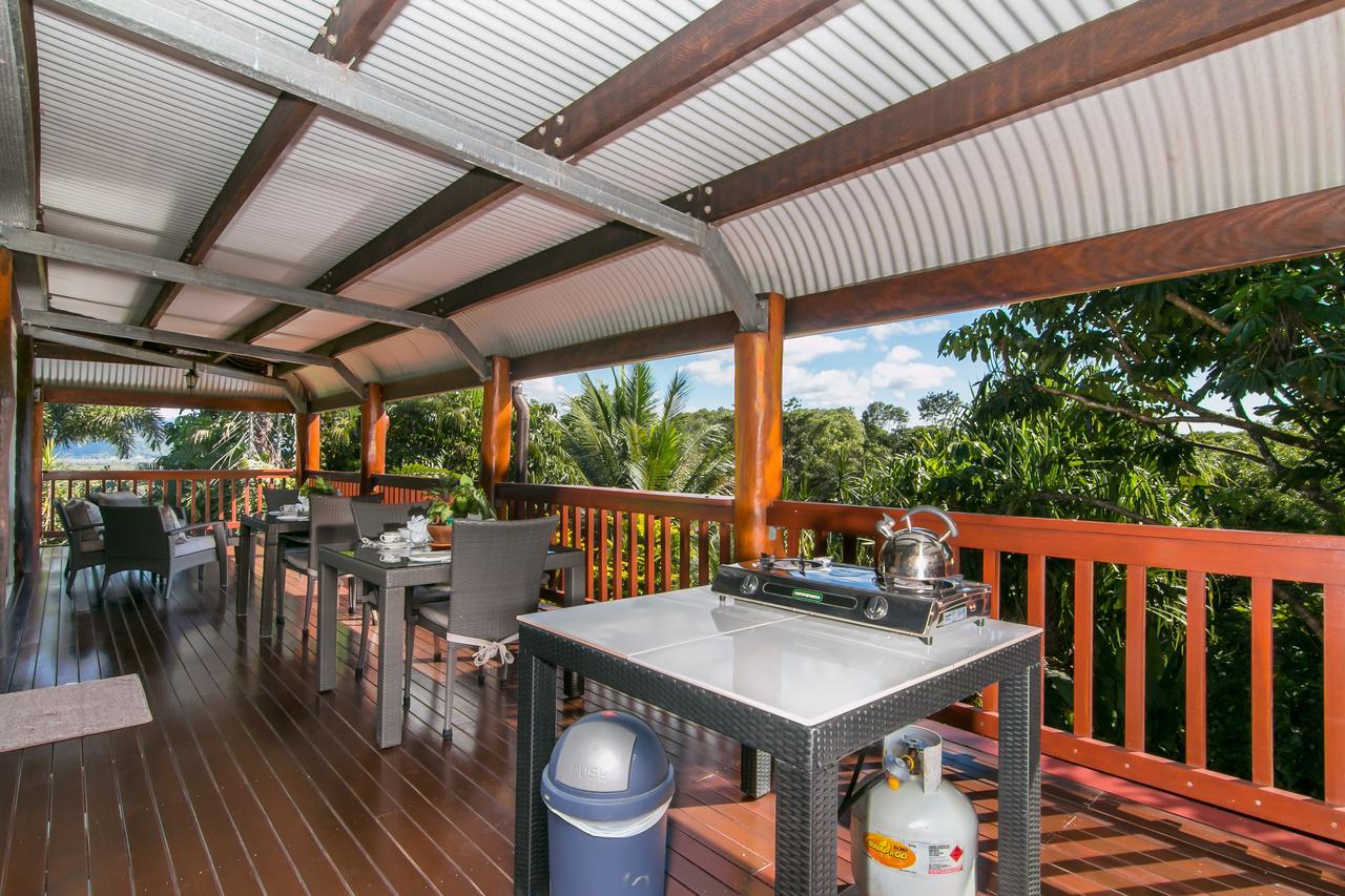 Daintree Manor B&B Екстериор снимка