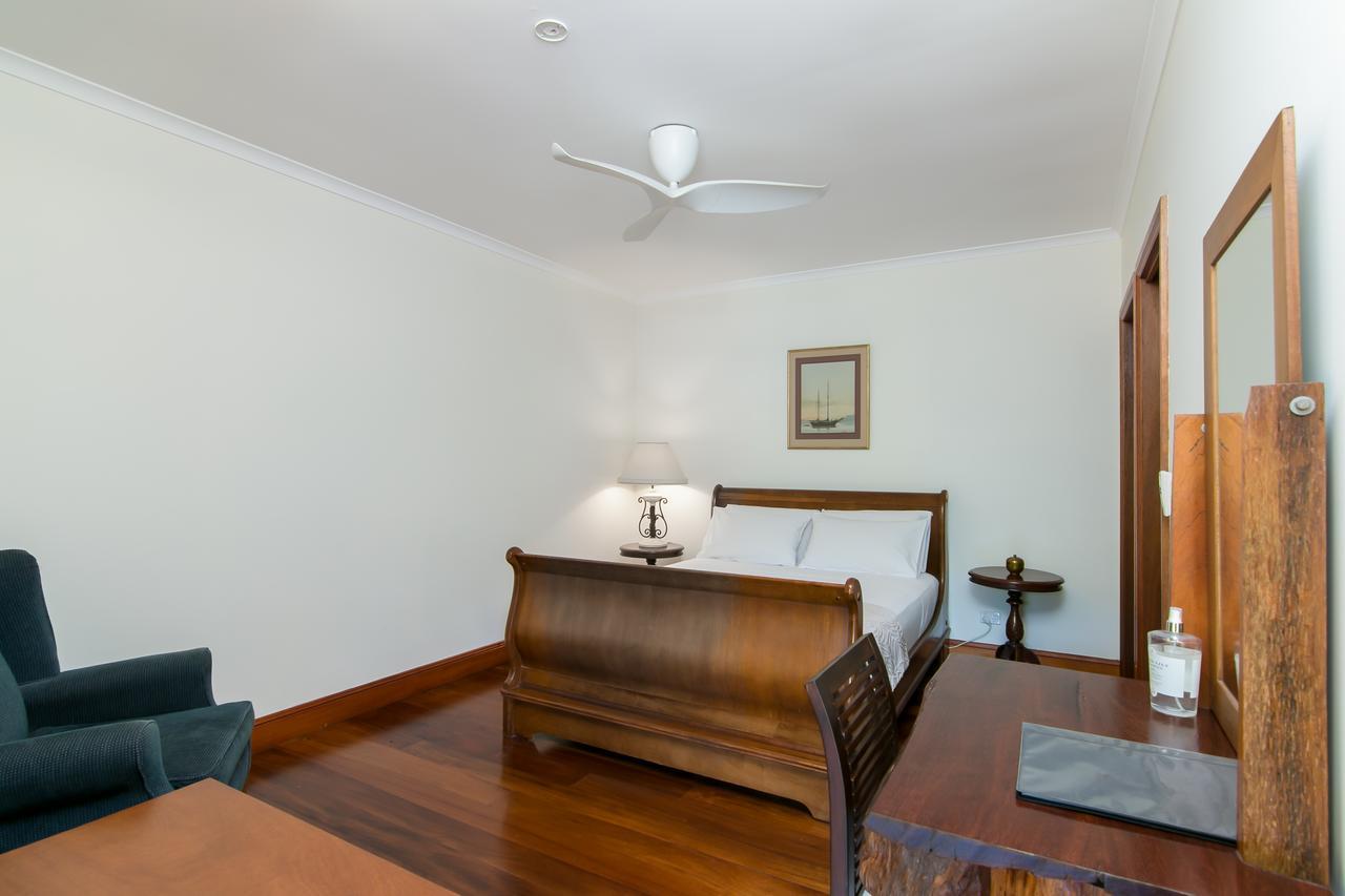 Daintree Manor B&B Екстериор снимка